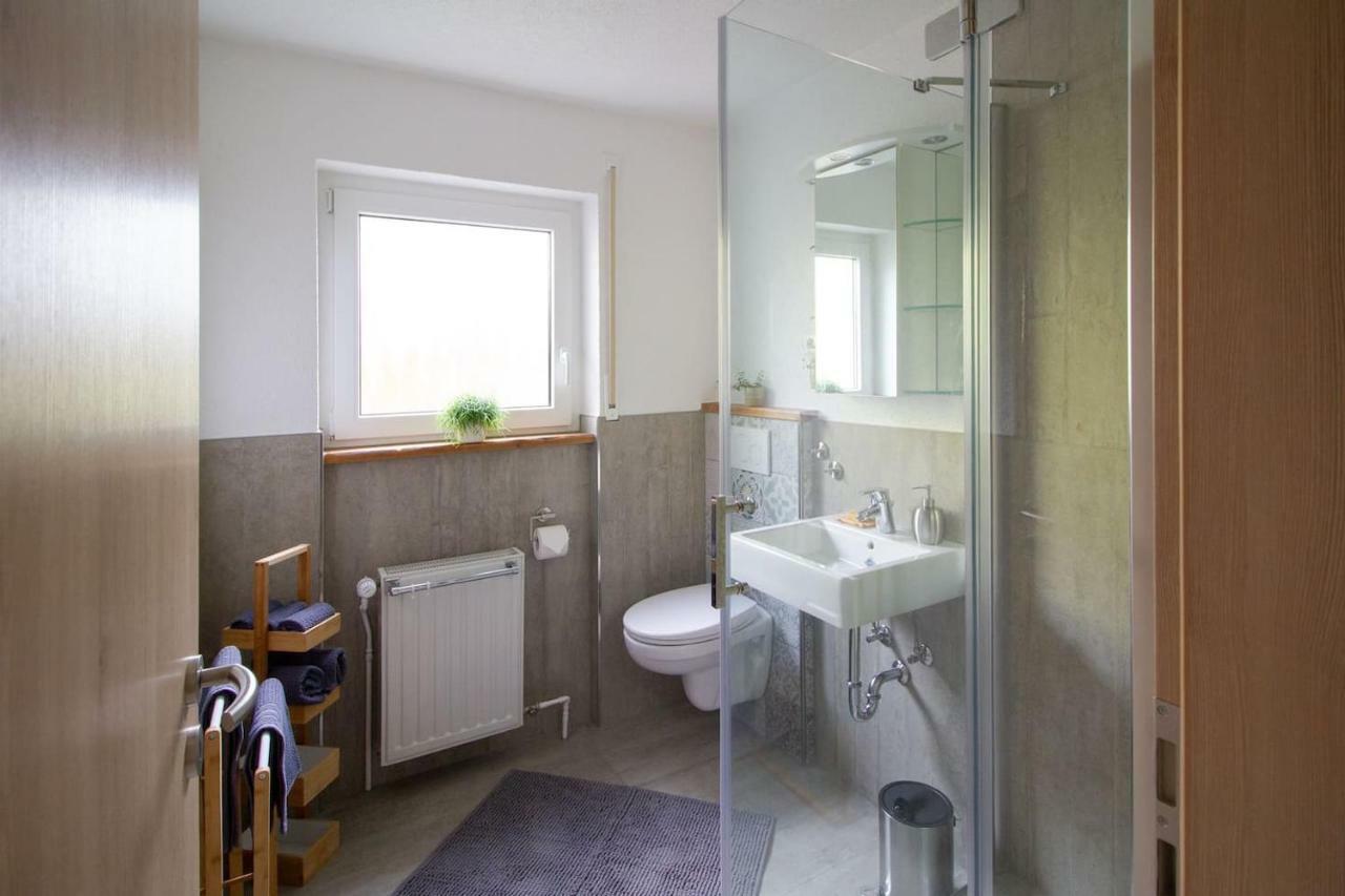 Schoene Und Helle Ferienwohnung In Pfaffenweiler Villingen-Schwenningen Kültér fotó