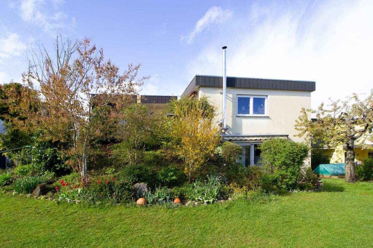Schoene Und Helle Ferienwohnung In Pfaffenweiler Villingen-Schwenningen Kültér fotó